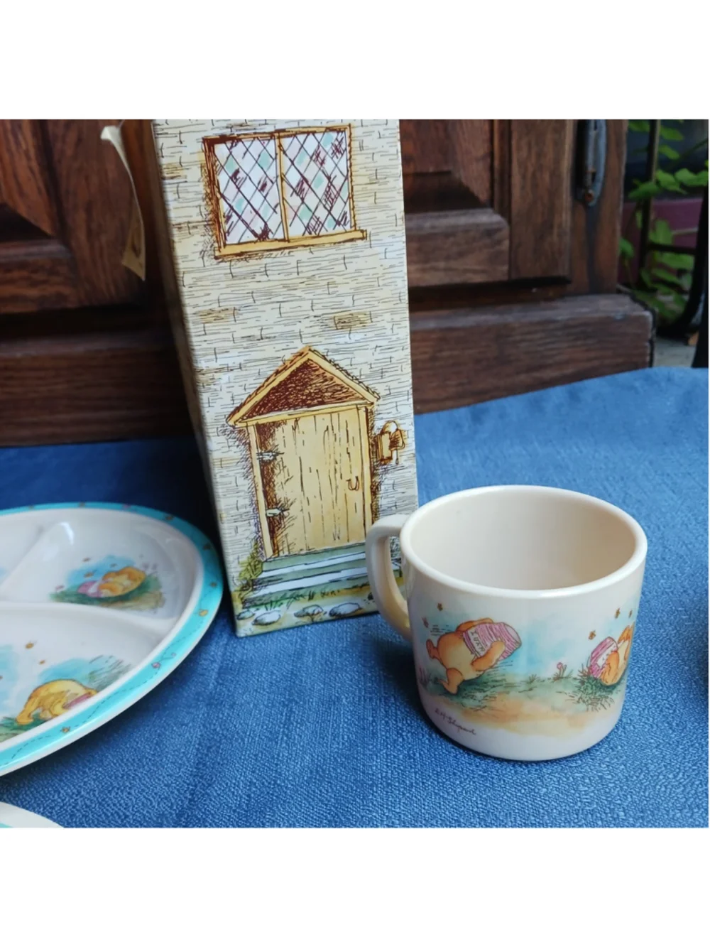 VTG Disney Winnie the Pooh Melamine Dish Set W/ Bowl, Cup, Plate, SPOON , Fork